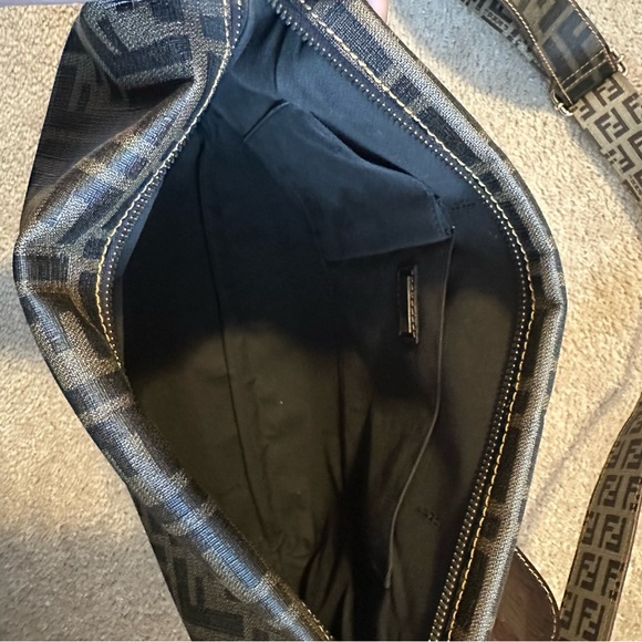 Fendi zip coated canvas bag - Picture 4 of 8